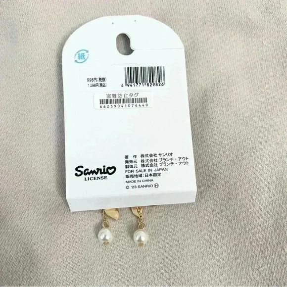 Sanrio Earrings Enamel Hello Kitty Earrings Japan Limited - Picture 4 of 9